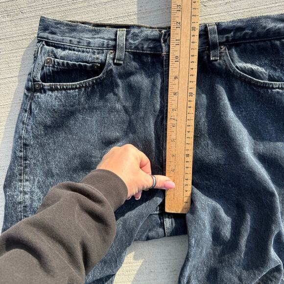 VTG 80s Levi's 501 Button Fly Straight Leg Faded Black Jeans 36x32 ACTUAL 34x31 - Picture 10 of 12